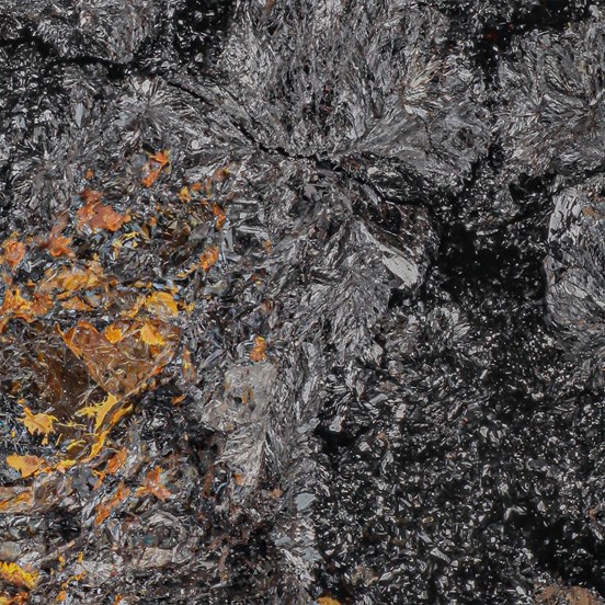 Schneiderhohnite-Urucum Mine | Galiléia | Doce Valley | Minas Gerais | Brazil.